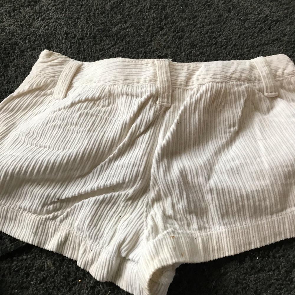 Shorts - Picture 7 of 7